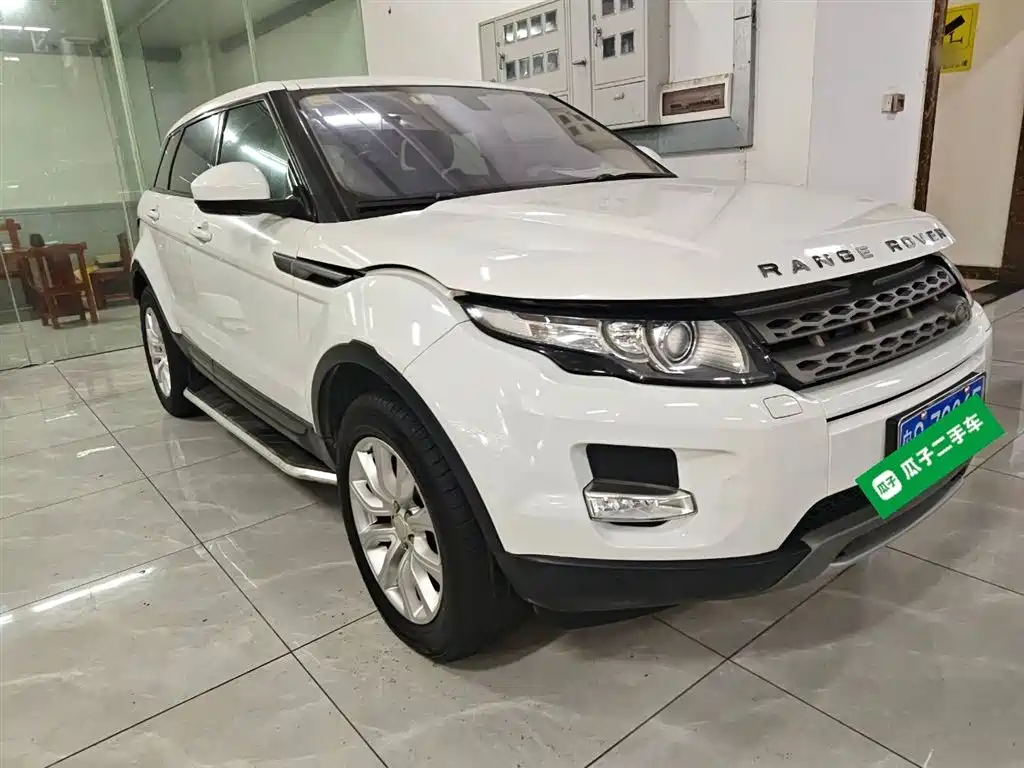 Land Rover Range Rover Evoque 2015 2.0T 5-Door Fashion Edition фото 22