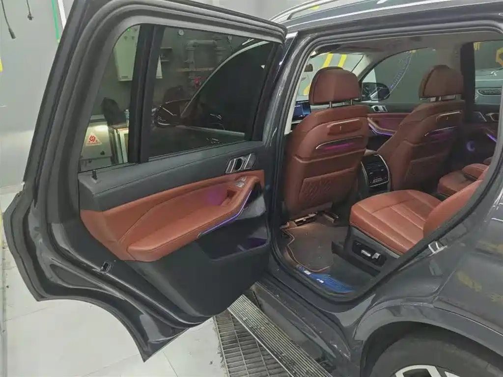 BMW X7 M60i 2023 xDrive M60i фото 8