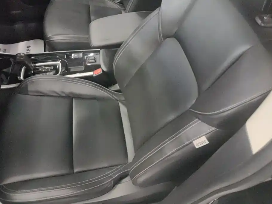 Mitsubishi Outlander 2021 2019 2.0L 2WD Enjoy Edition 5-seater China V