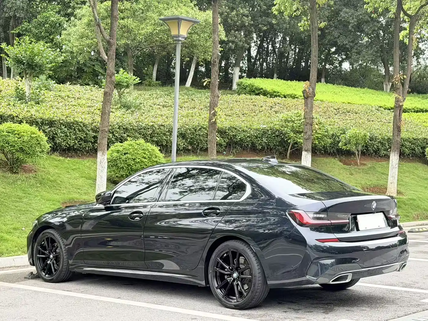 BMW 3 Series 2022 325Li M Sport Shadow Edition фото 7