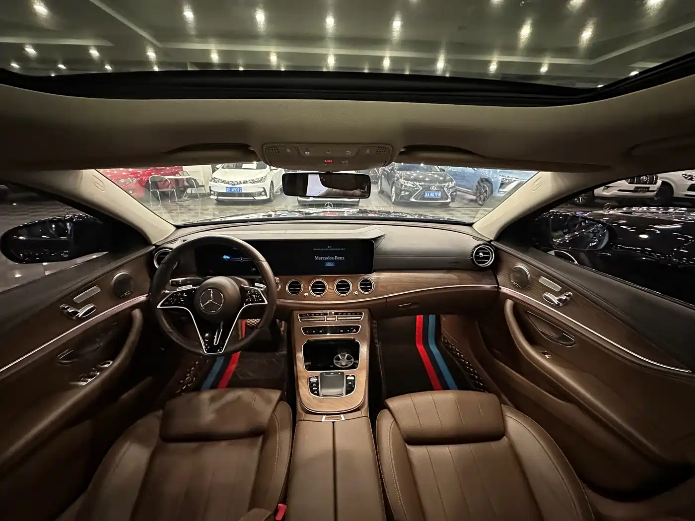 Mercedes-Benz E-Class 2022 E 300 L Fashion фото 5