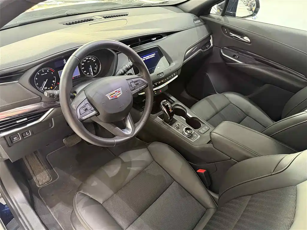 Cadillac XT4 2020 28T 2WD Technology фото 11