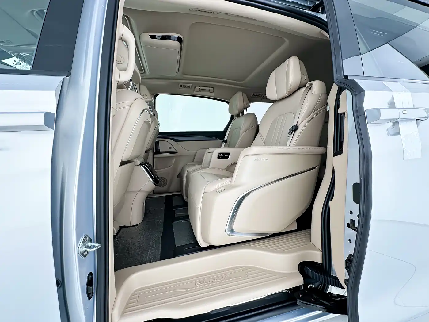 Buick GL8 New Energy 2025 Land Honor Premium Edition 7-Seater фото 13