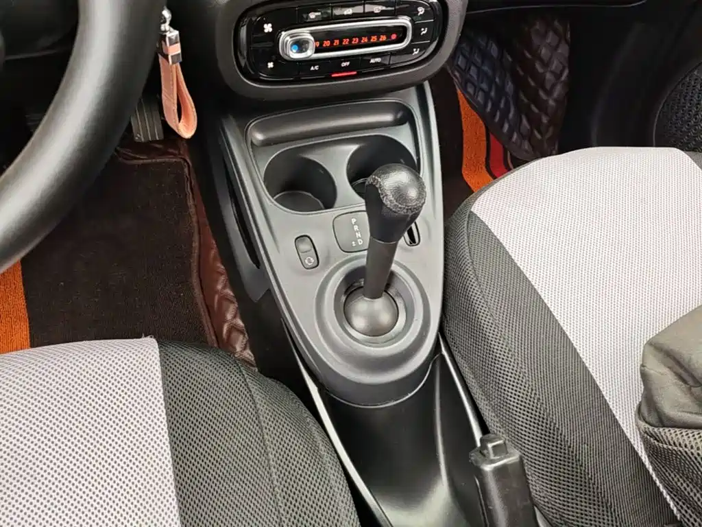 smart forfour 2017 2016 1.0L 52kW Agile Edition