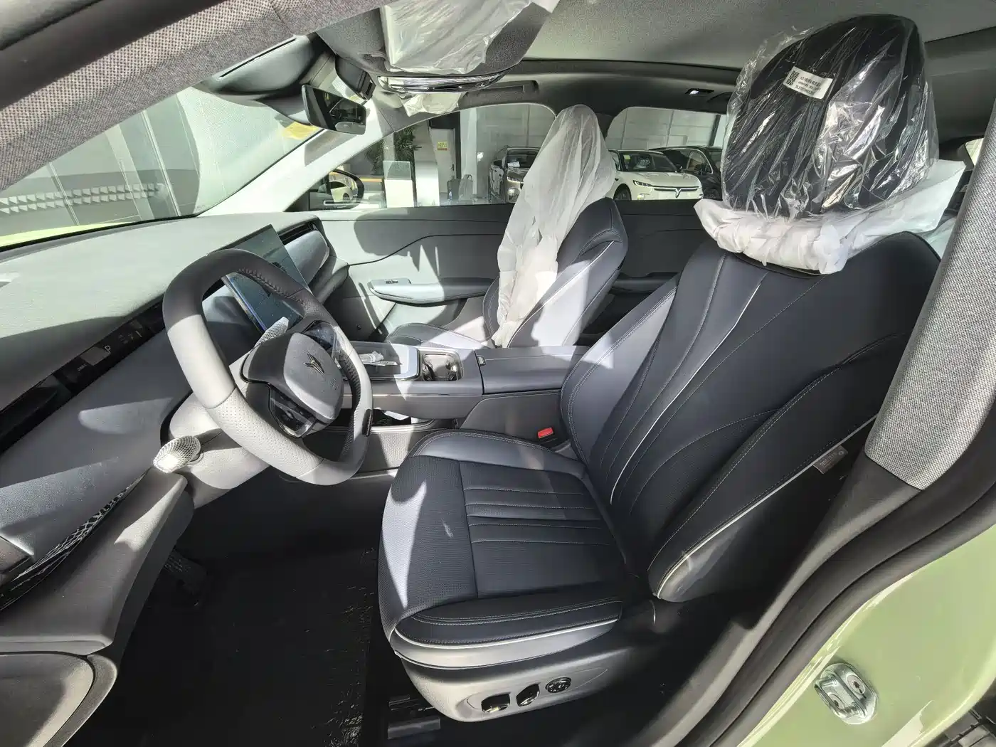 Voyah Auto Voyah Zhiyin 2024 Long Range Smart Edition фото 7