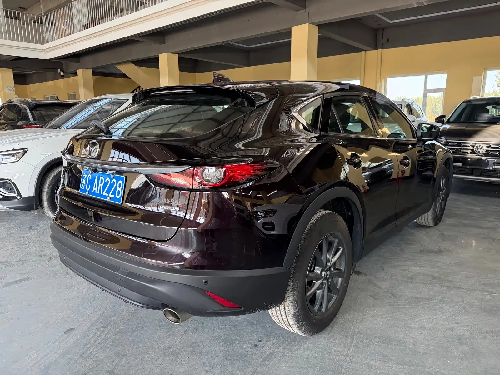 Фото 4 - Mazda CX-4