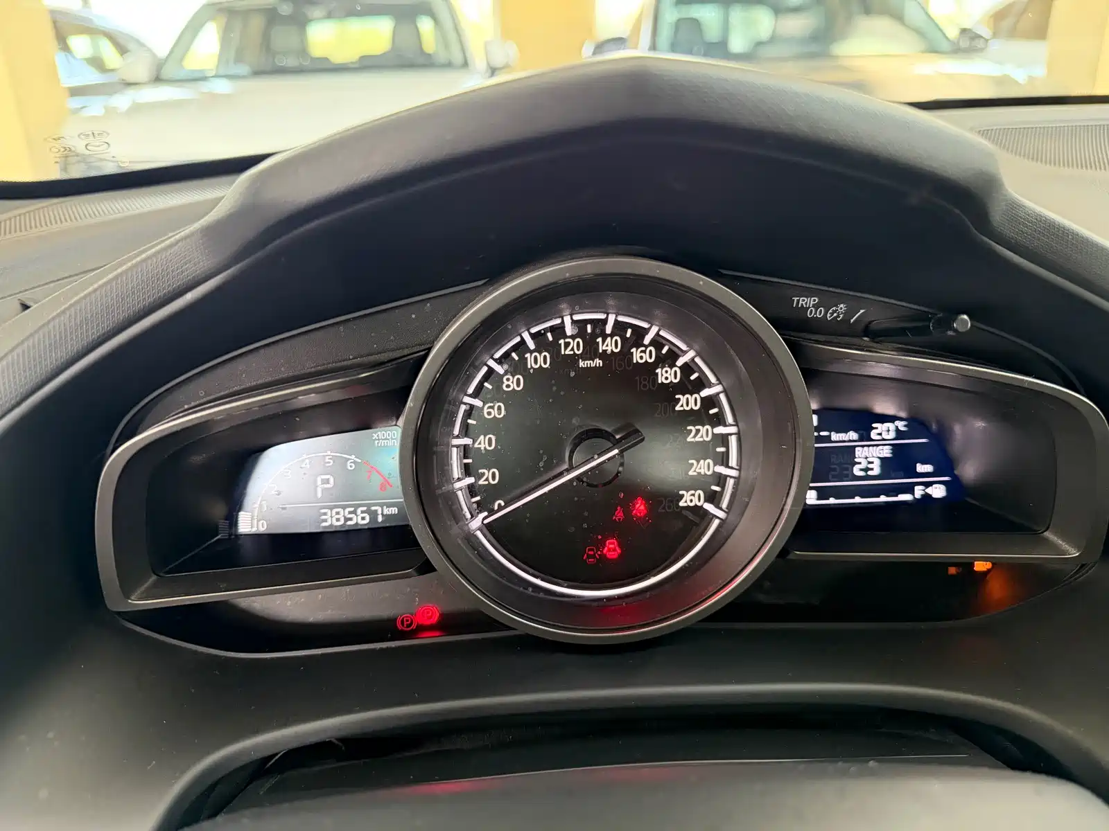 Фото 20 - Mazda CX-4