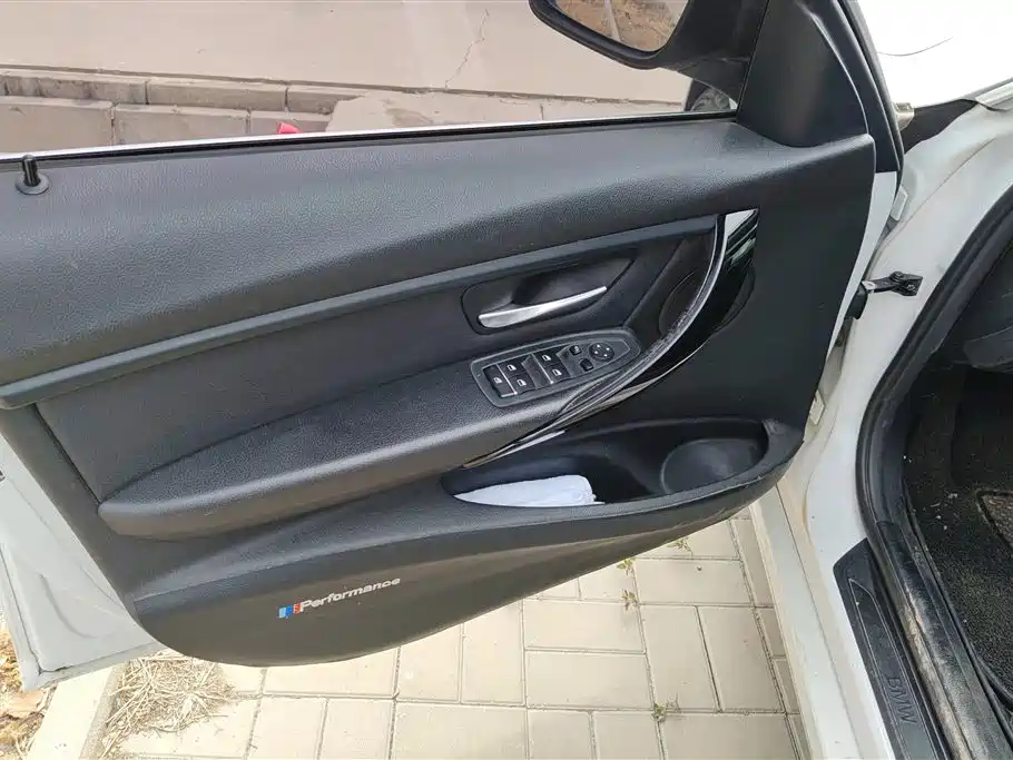 BMW 3 Series 2018 320Li Fashion Style фото 7