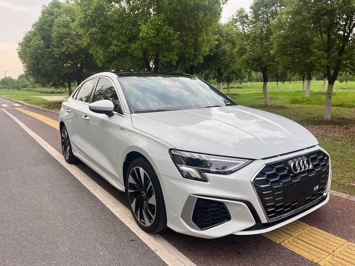 Audi A3 2023 Facelift A3L Limousine 35 TFSI Fashion Sport фото 3