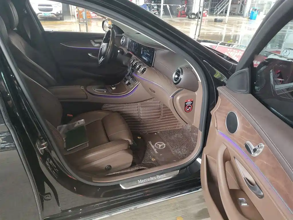 Mercedes-Benz E-Class 2020 E 260 L фото 25