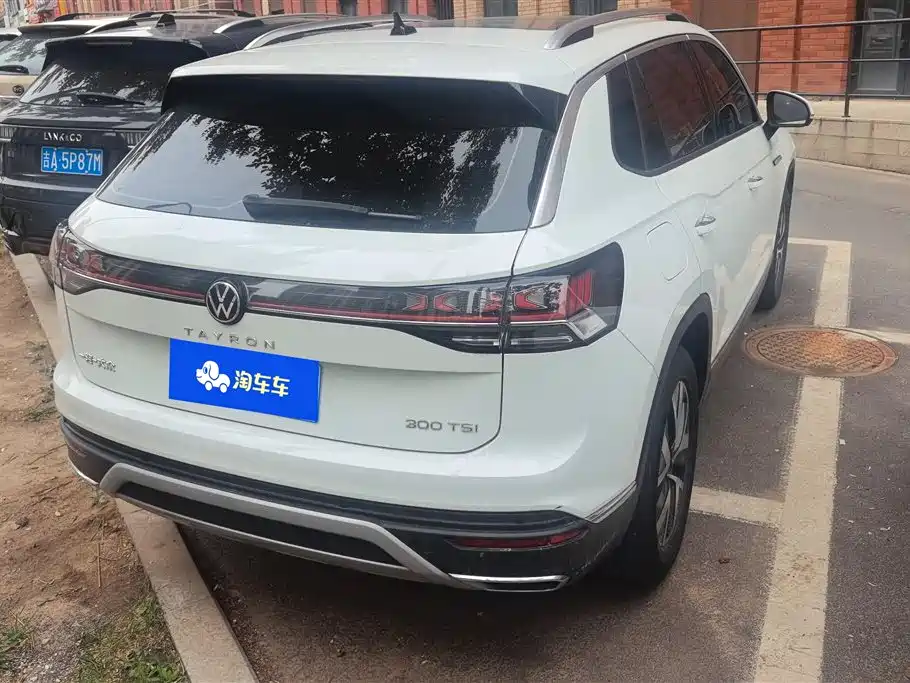Volkswagen Tayron 2024 300TSI 2WD Luxury Plus Advanced фото 3