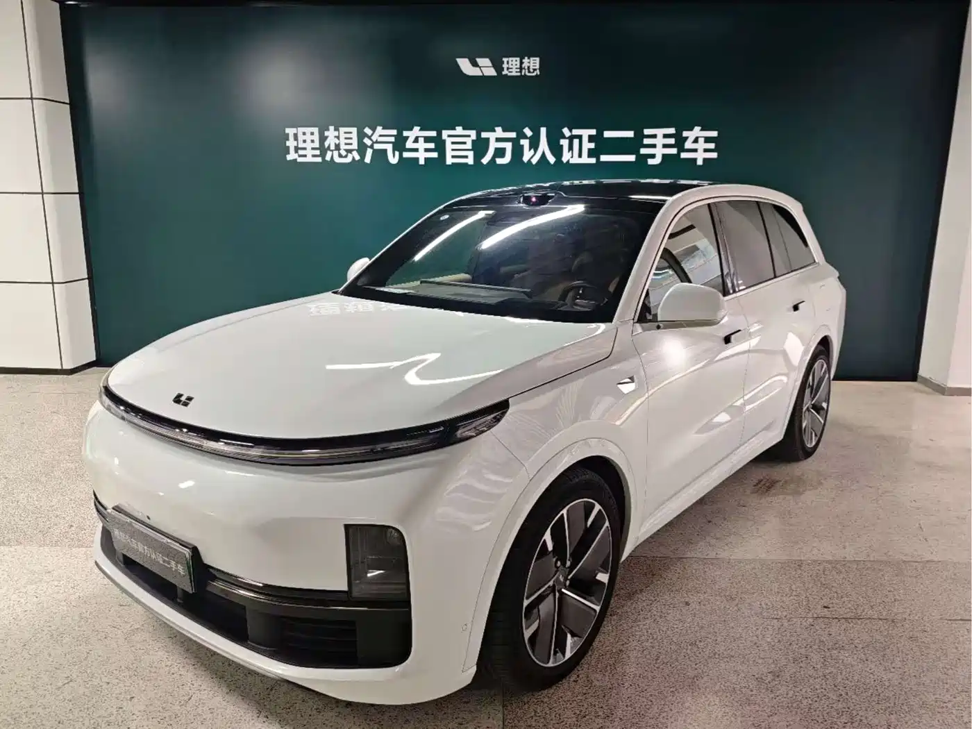 Li Auto Li L8 2025 — пригон из Китая