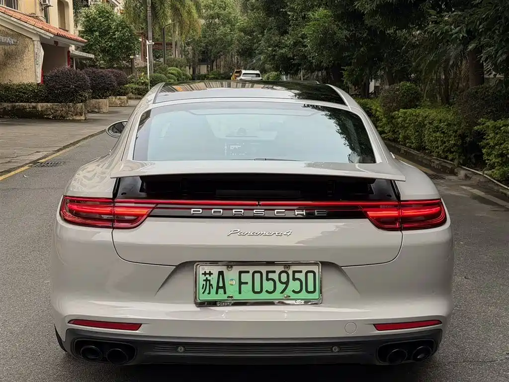 PORSCHE PANAMERA NEW ENERGY