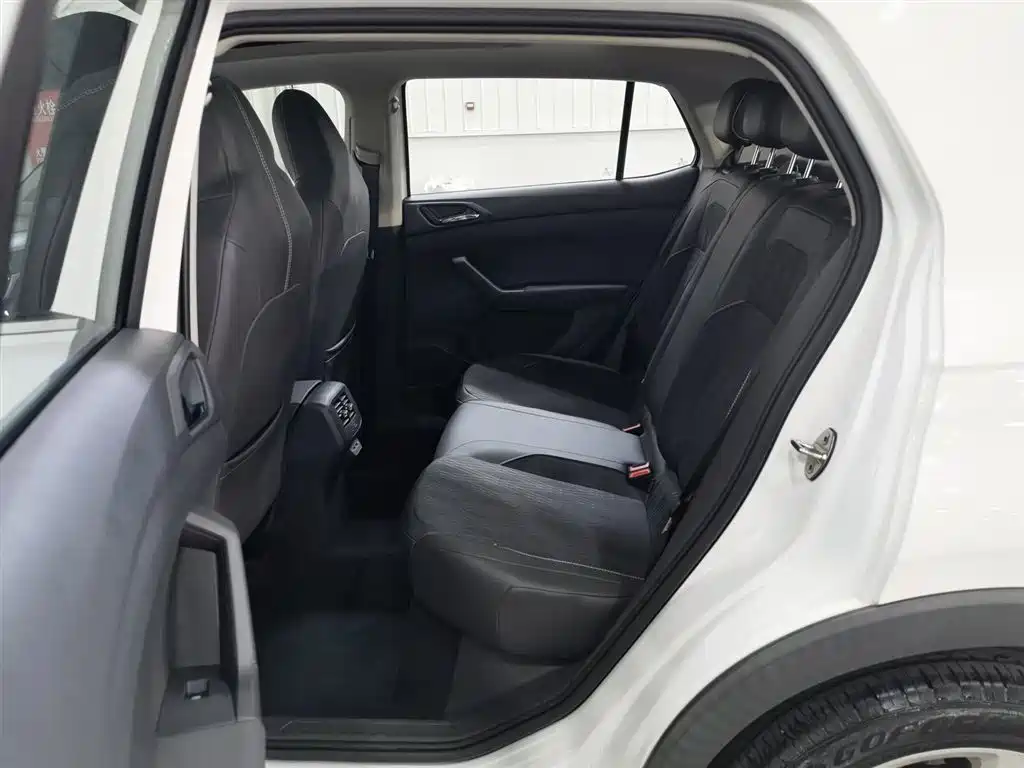 Volkswagen T-Cross 2019 280TSI DSG Comfort Edition фото 15