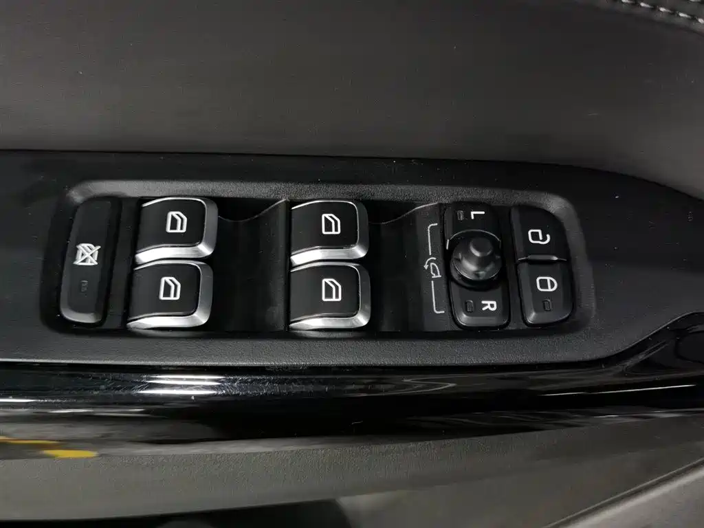 Lynk & Co 03 2022 1.5TD DCT Power Pro фото 9