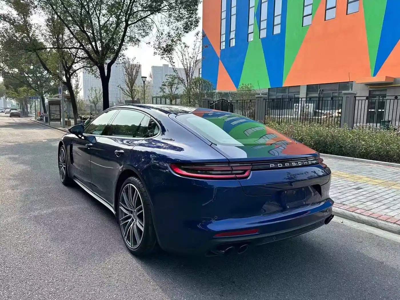 Porsche Panamera 2017 Panamera 4 Executive Long Wheelbase 3.0T фото 9