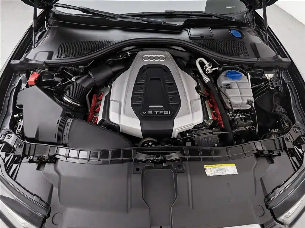 Audi A6L 2018 30th Anniversary 45 TFSI quattro Sport фото 6