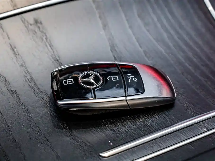 Mercedes-Benz E-Class 2023 Facelift E 260 L Sport фото 4
