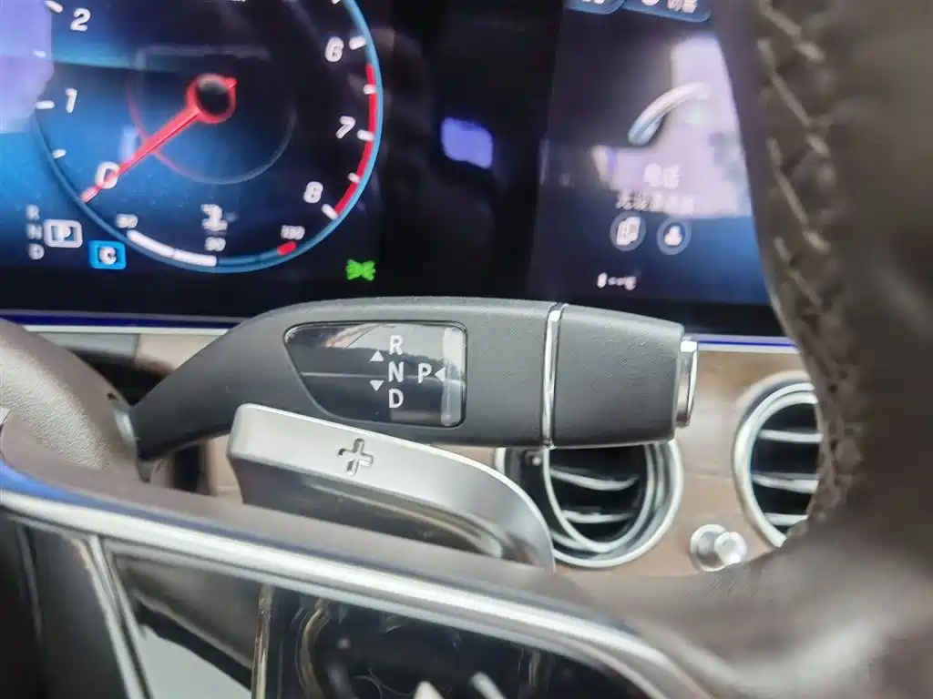 Mercedes-Benz E-Class 2023 E 300 L Fashion фото 13