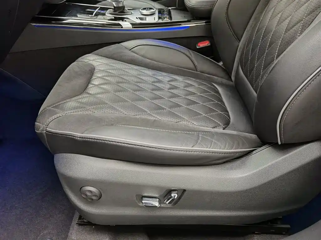 Hongqi HS5 2019 2.0T Smart Connect Enjoy 4WD Edition фото 20