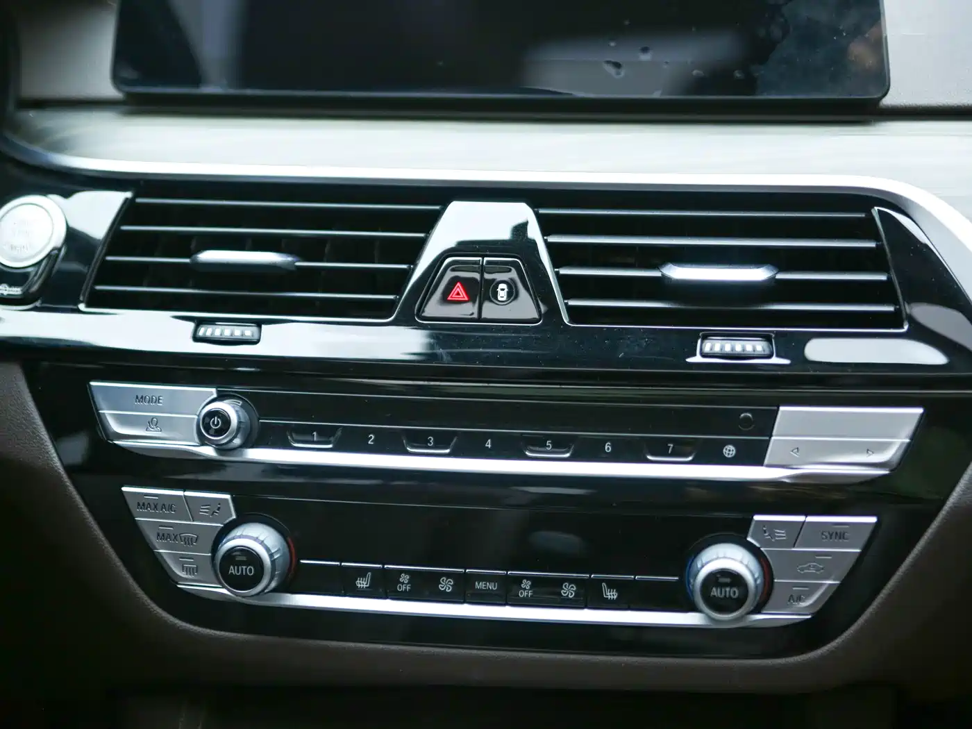 BMW 5 Series 2020 530Li Leading Luxury Package фото 9