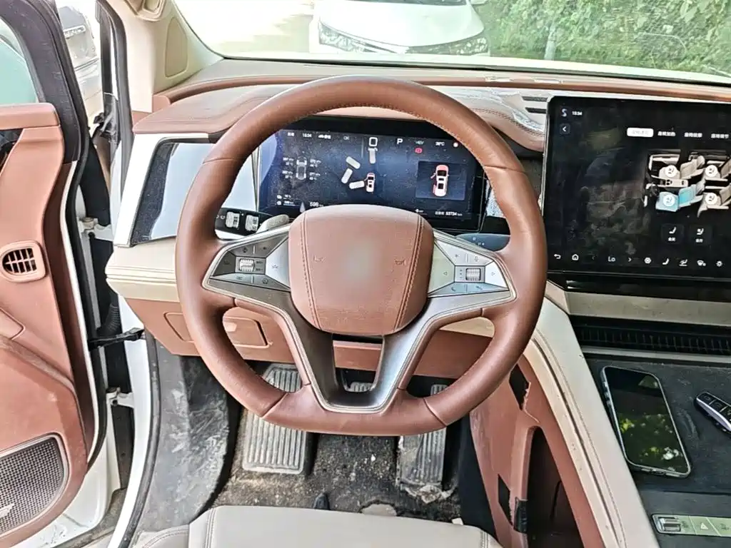 BYD Xia 2025 2025 DM-i 1.5T 180km Excellence