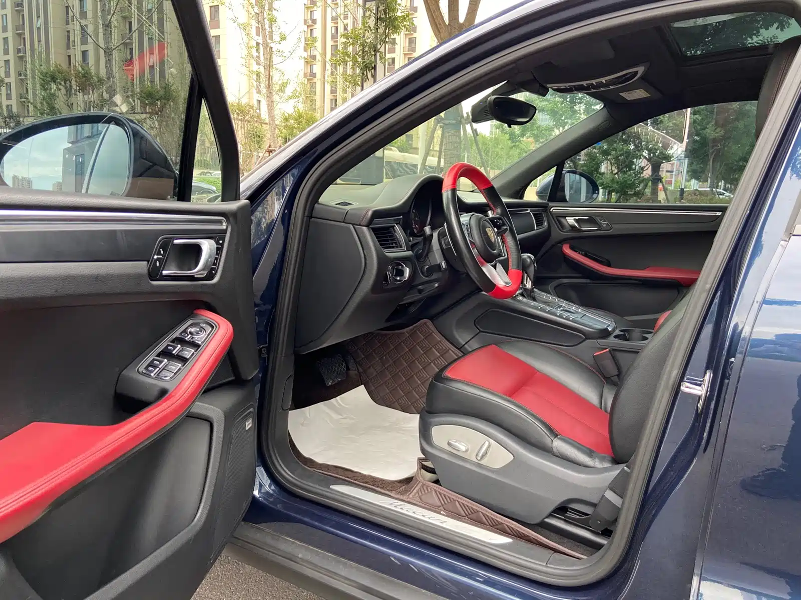 Фото 9 - Porsche Macan