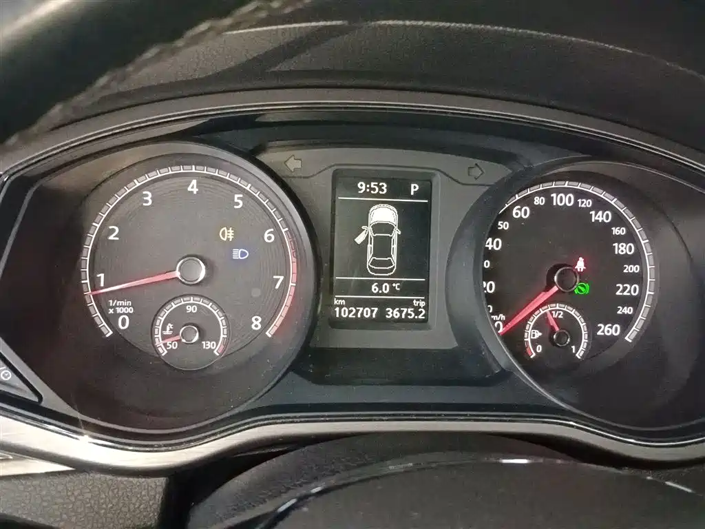 Volkswagen Passat 2016 330TSI DSG Honor Edition фото 12