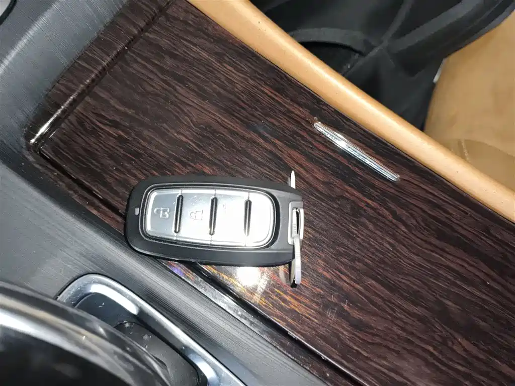 Buick LaCrosse 2018 Model 20T Luxury Edition фото 9