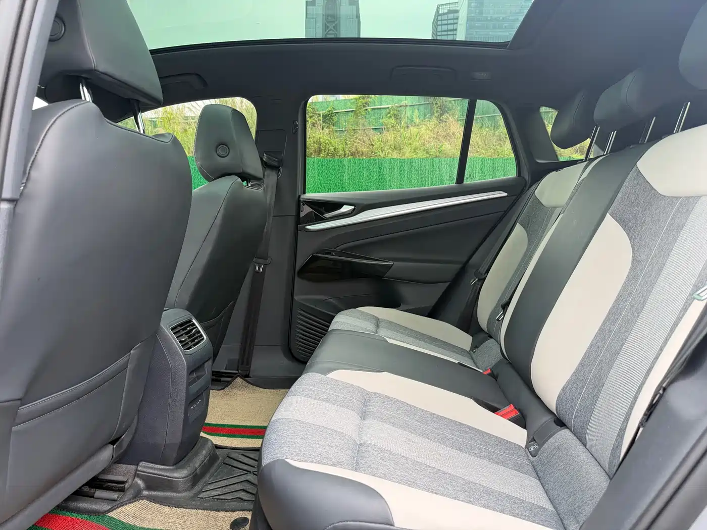 VOLKSWAGEN ID.4 CROZZ