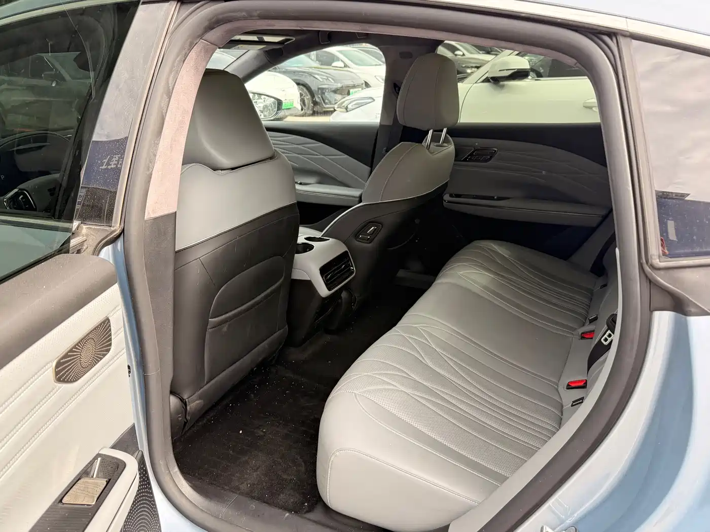 Geely Galaxy Galaxy E8 2025 700km Long Voyage Smart Drive Edition фото 5