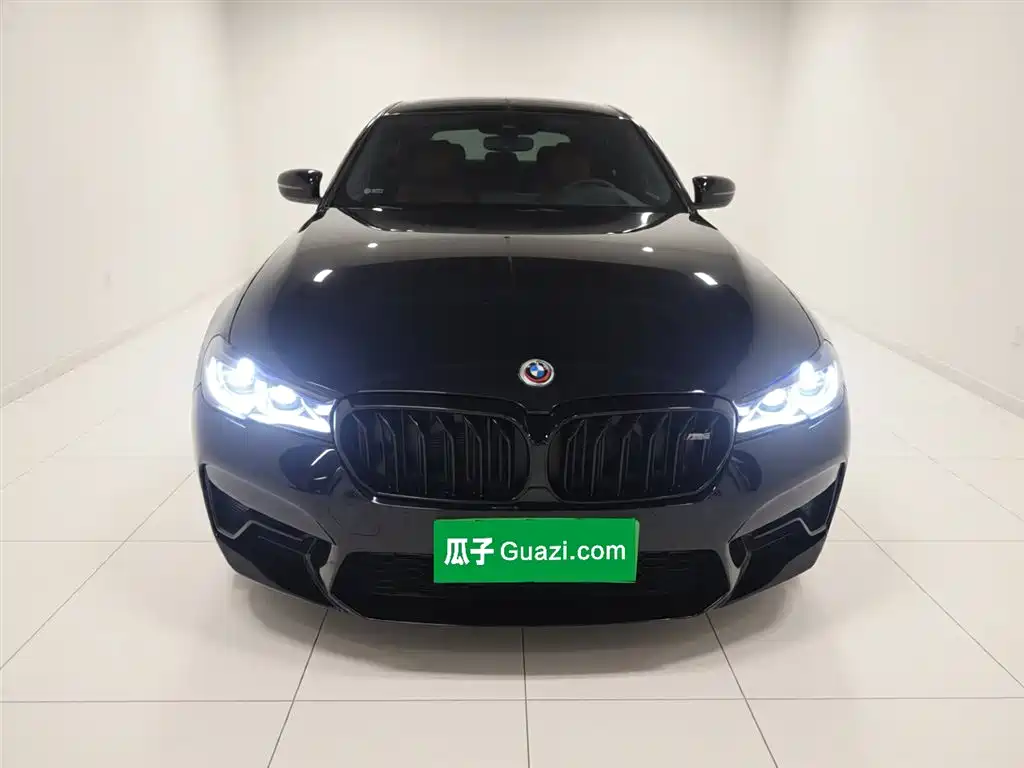 BMW 5 Series 2020 530Li Exclusive M Sport Package фото 3