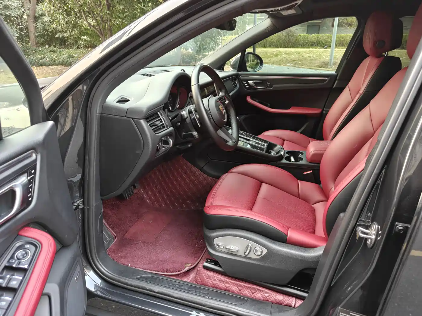 Porsche Macan 2023 Macan 2.0T фото 10