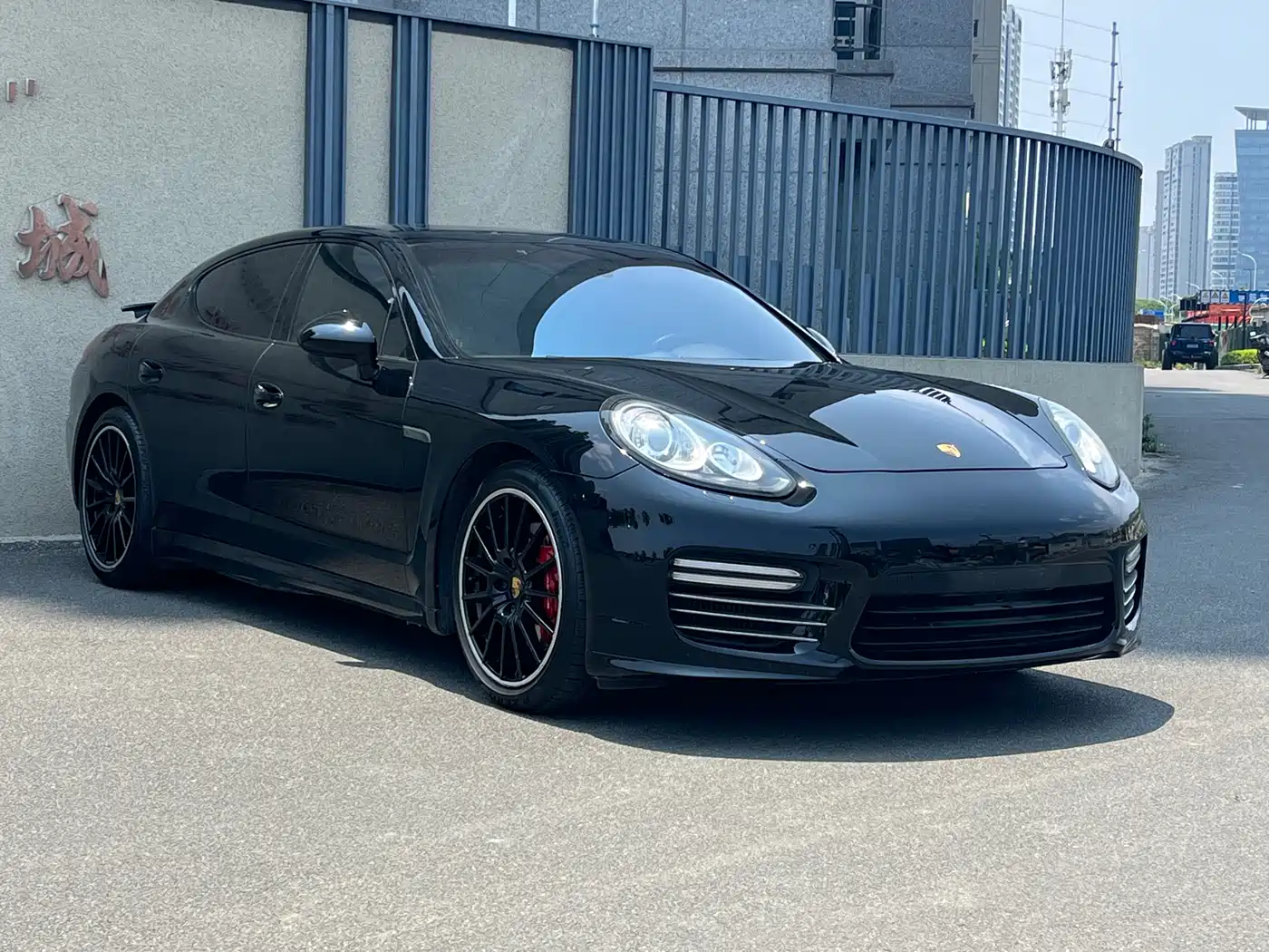 Porsche Panamera 2016 Panamera 4 Edition 3.0T фото 3