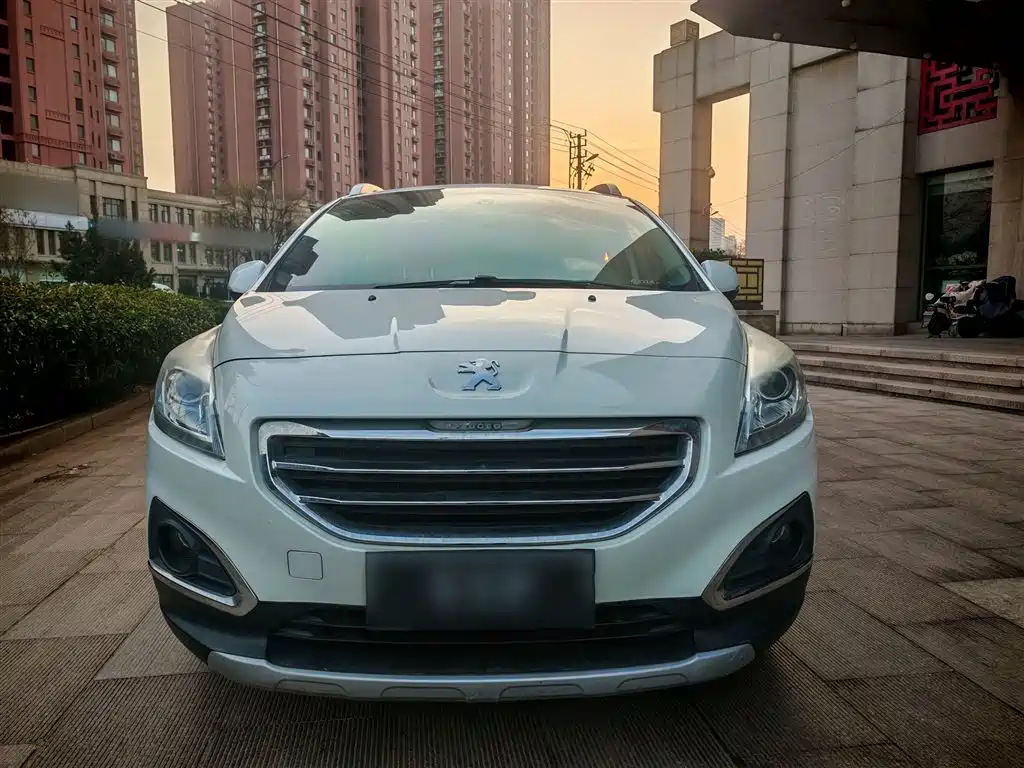 Peugeot 3008 2015 1.6THP Automatic Classic Edition фото 9