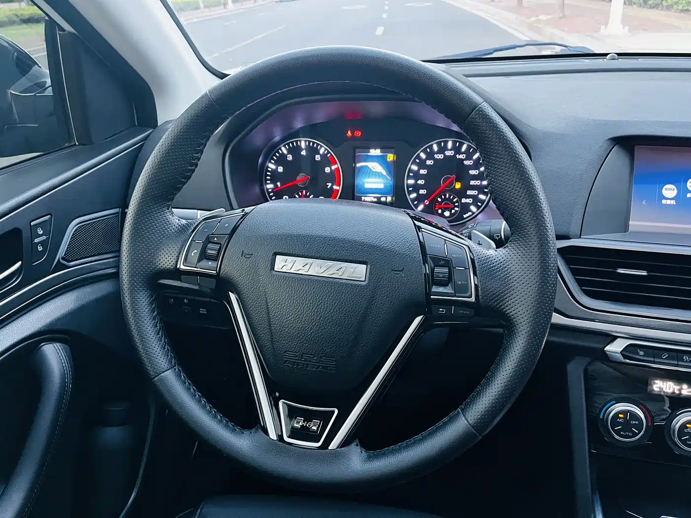 Haval H6 2019 Sport 1.5T Automatic 2WD Elite (China VI) фото 6