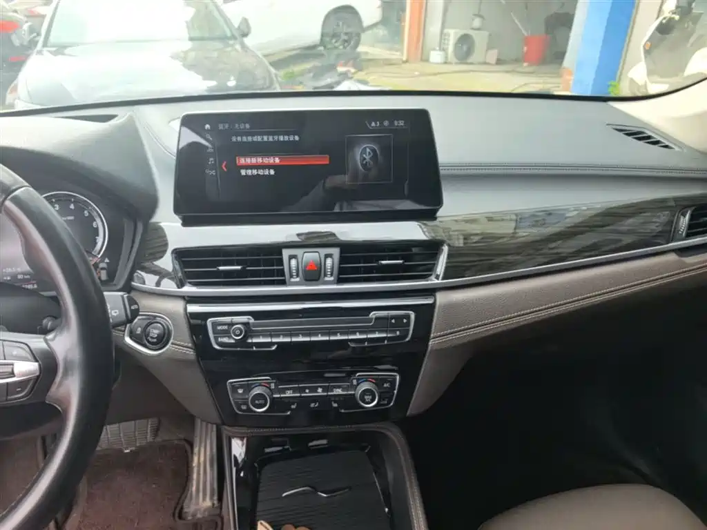 BMW X1 2020 xDrive25Li Premium Edition фото 13