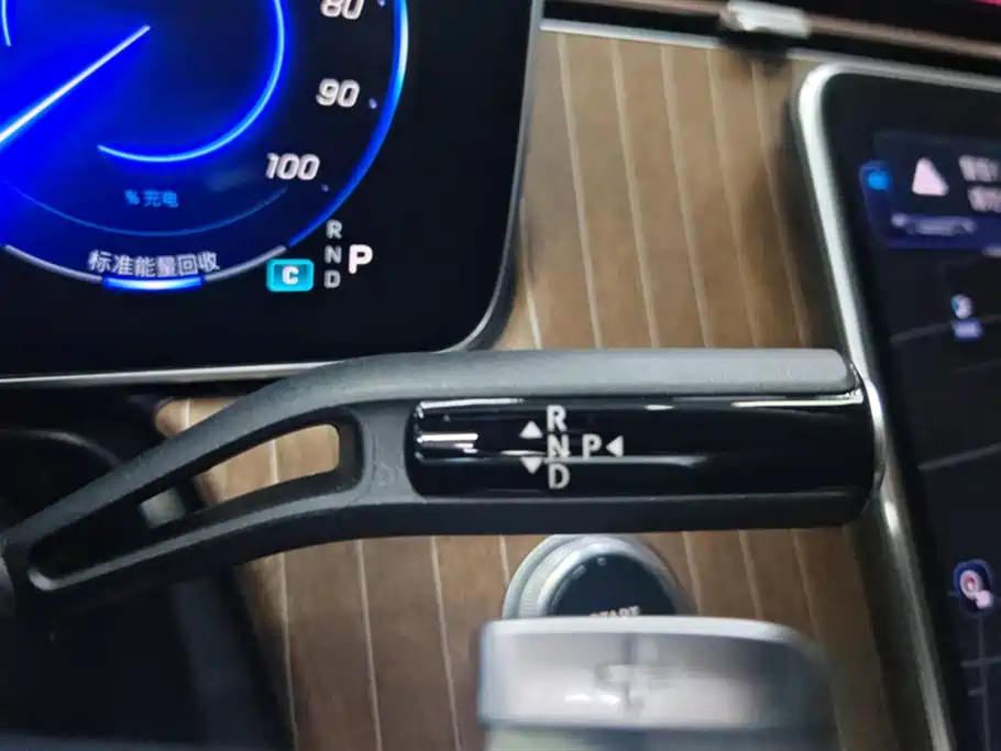 Mercedes-Benz EQE 2022 350 Luxury Edition фото 16
