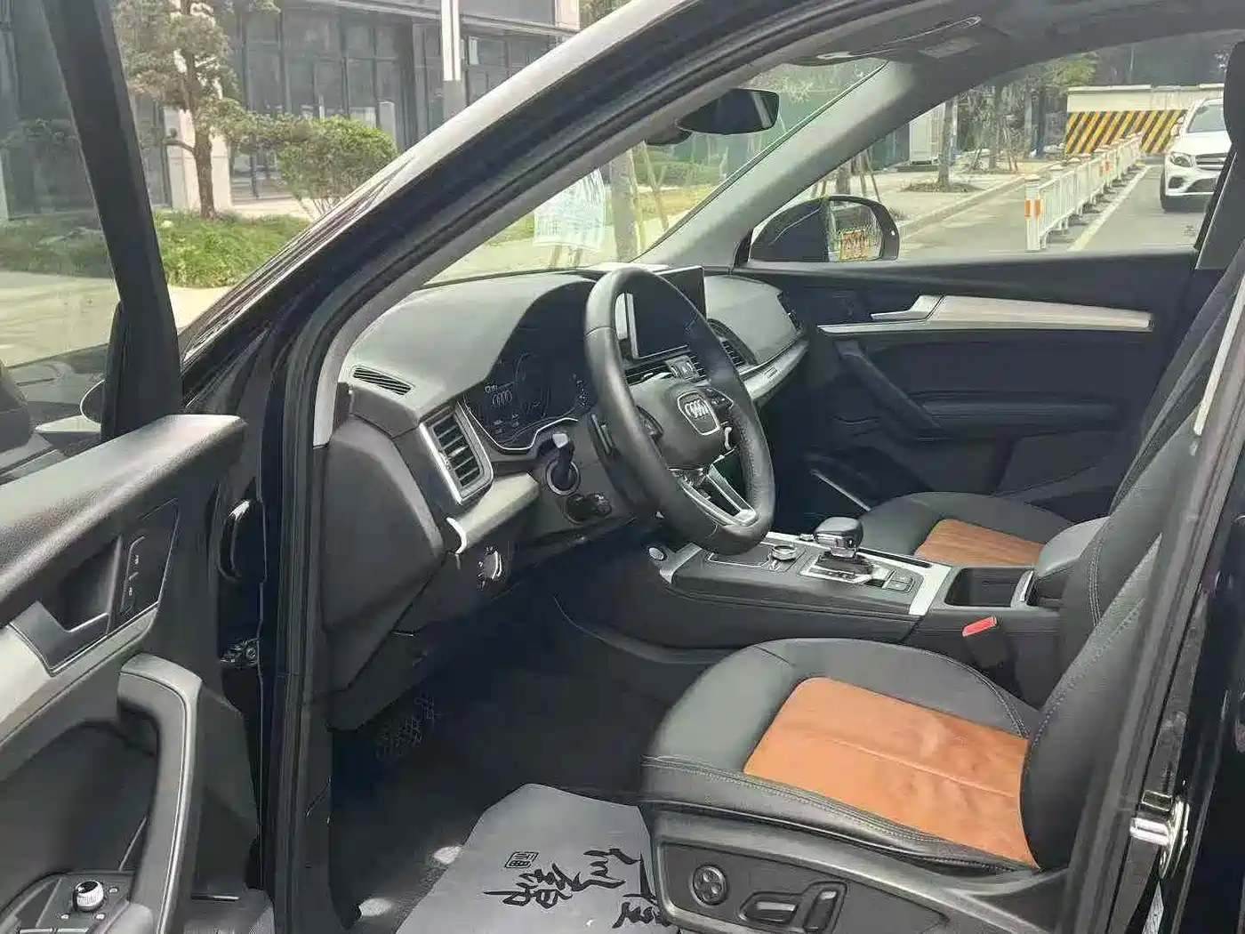 Audi Q5L 2020 40 TFSI Prestige Fashion фото 4