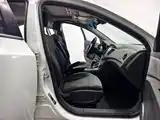 Photo 14 - Chevrolet Cruze