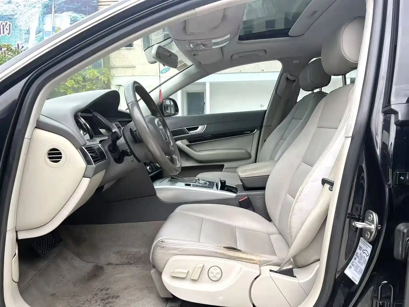Audi A6L 2009 2.0 TFSI Automatic Standard фото 5