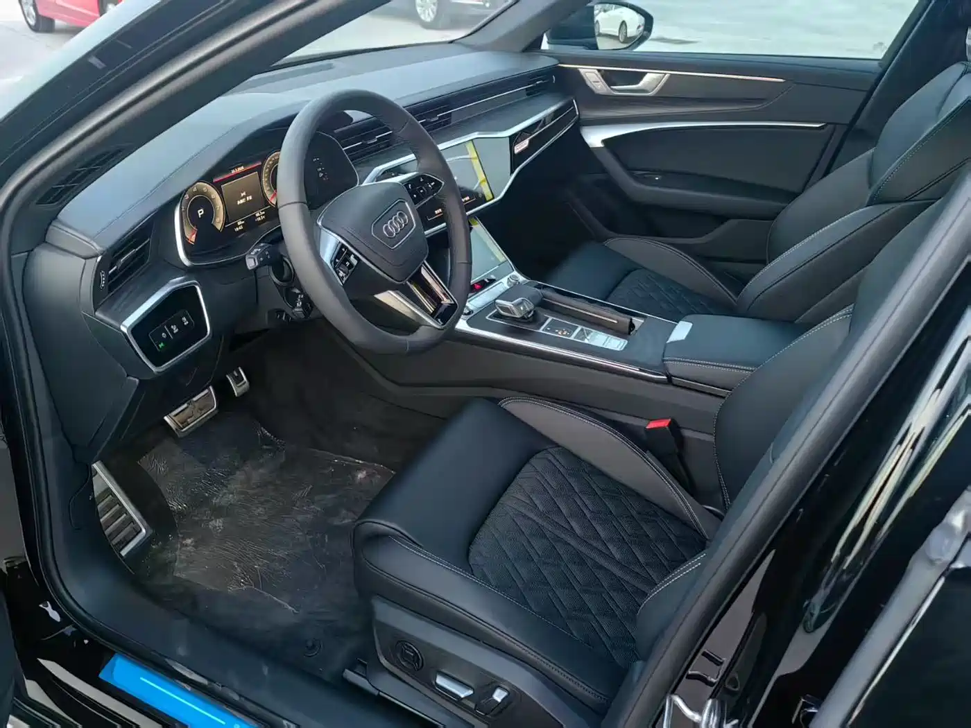 Audi A6L 2026 Model Year 45 TFSI quattro Premium Dynamic фото 9