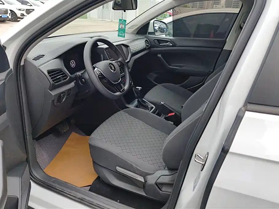Volkswagen T-Cross 2023 Facelift 1.5L Automatic Trend Edition фото 9