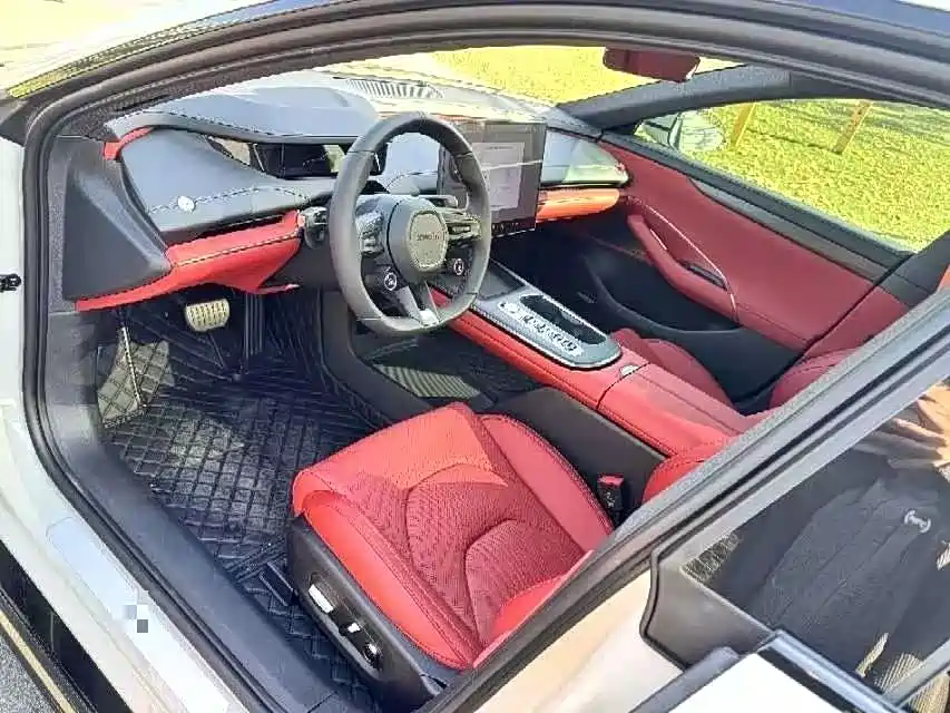 XIAOMI CAR XIAOMI SU7