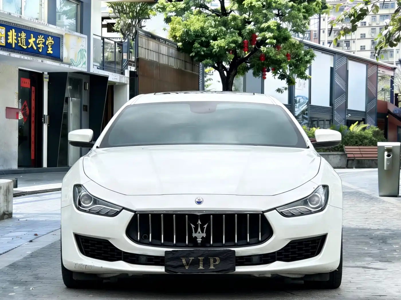 MASERATI GHIBLI