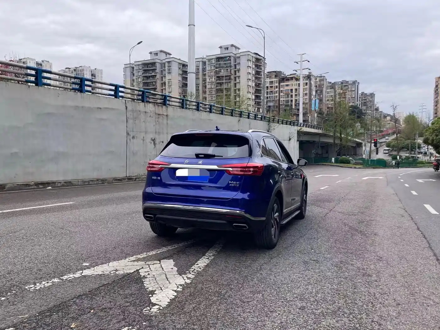 Hongqi HS5 2022 Facelift 2.0T Smart Flag Enjoyment Edition фото 9