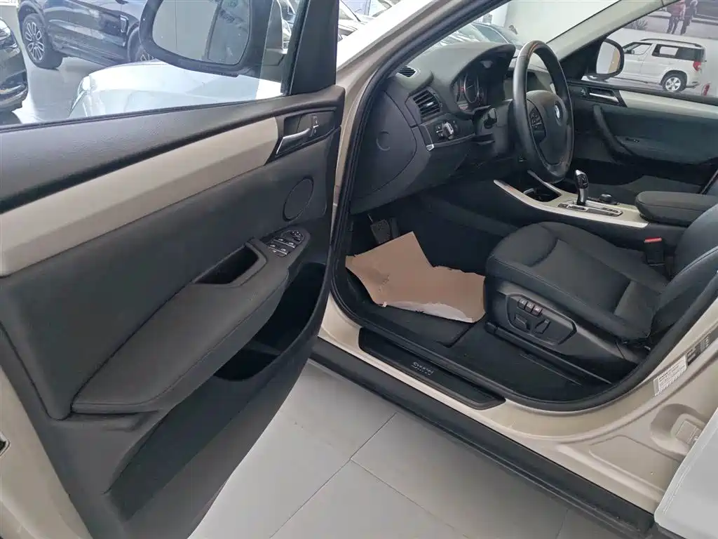 BMW X3 (Import) 2016 sDrive20i фото 16