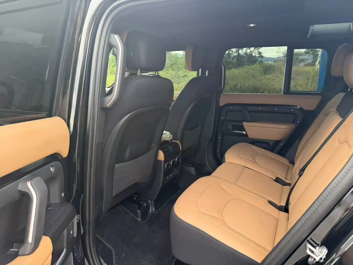 Land Rover Defender 2026 2025 110 3.0T P400 -Dynamic HSE