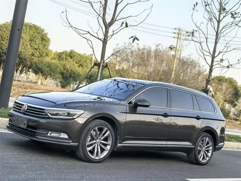 Volkswagen Weilan 2017 380TSI 2WD Freeway Edition фото 2