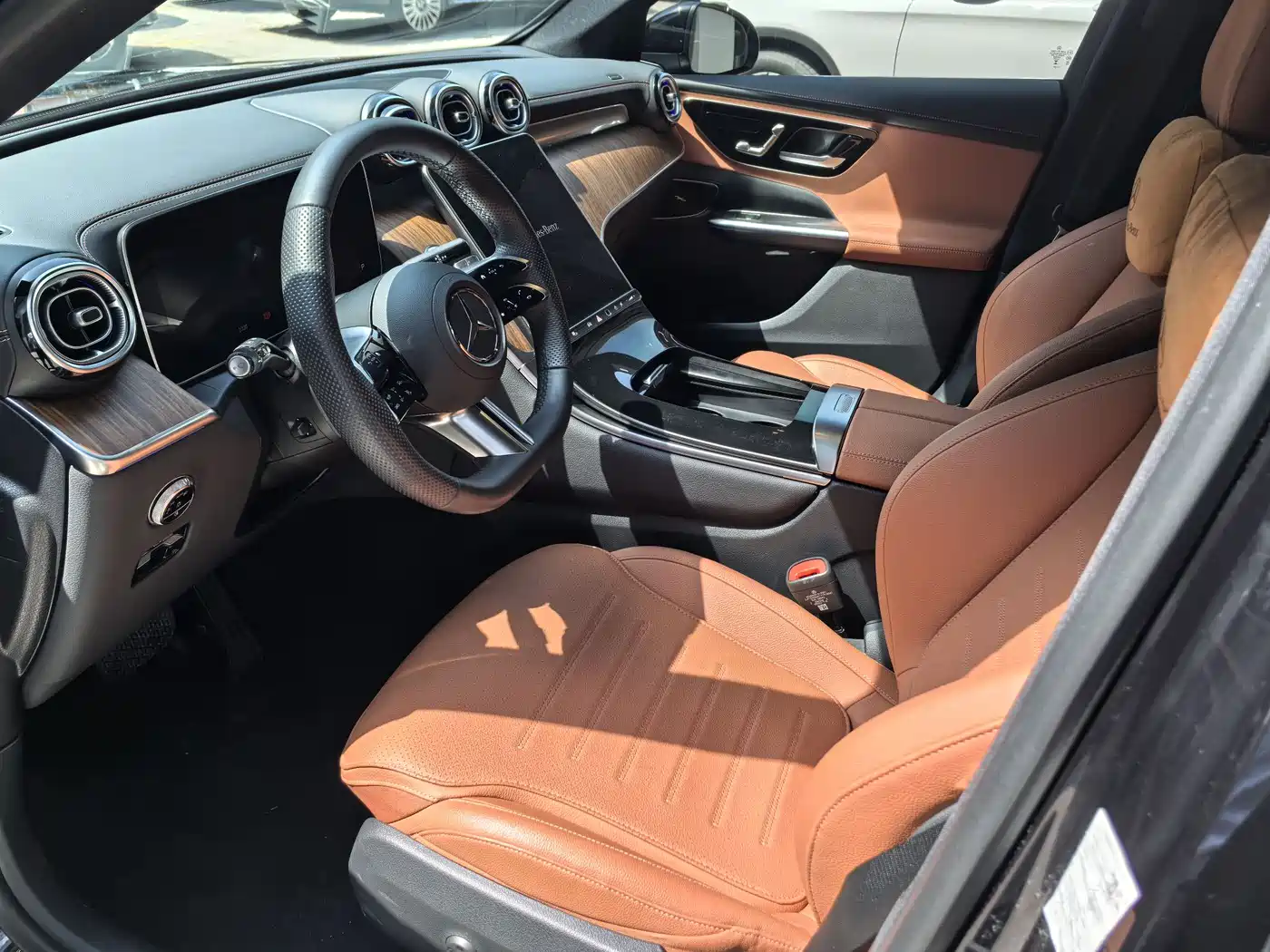 Mercedes-Benz GLC 2024 GLC 300 L 4MATIC Dynamic 7-seater фото 14